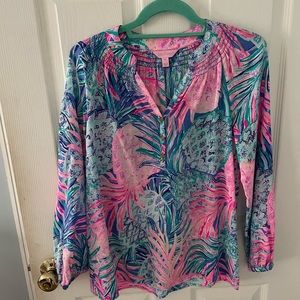 EUC size xs elsa top